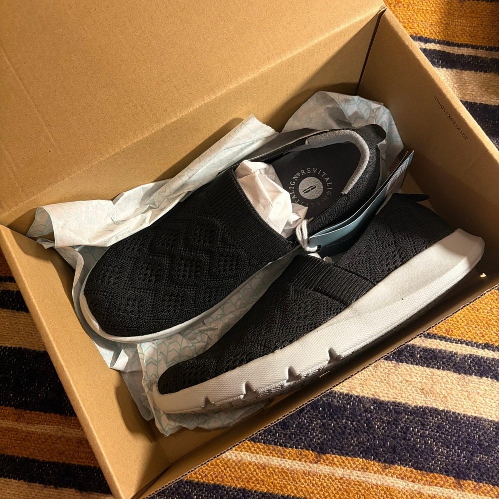 Revitalign Slip On Sneakers 6 Black Knit Orthotic Comfort Walking Shoes New